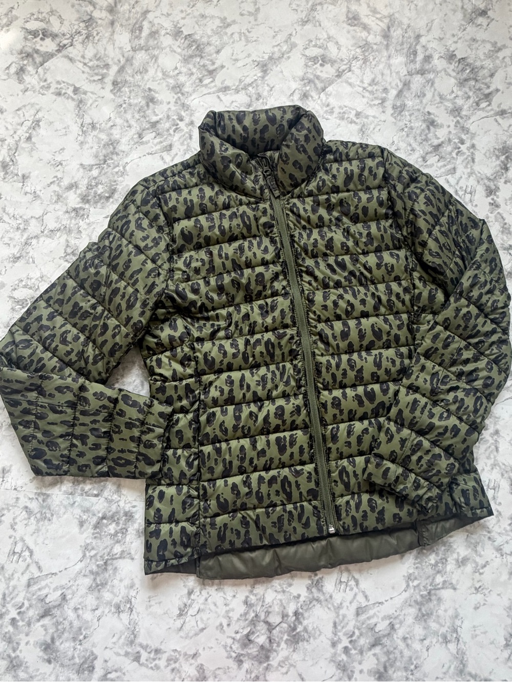 Olive Green Leopard Print Puffer Jacket – Women’s Small